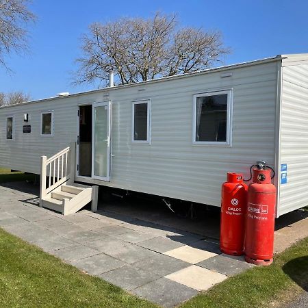 Beautiful 3-Bed Caravan Situated On Lakeland Haven Grange-over-Sands Buitenkant foto